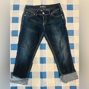 Silver jeans ( suki capris )